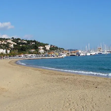 2p Avec Piscine, Clim, Parking - - Fr-1-251-511 * Le Lavandou